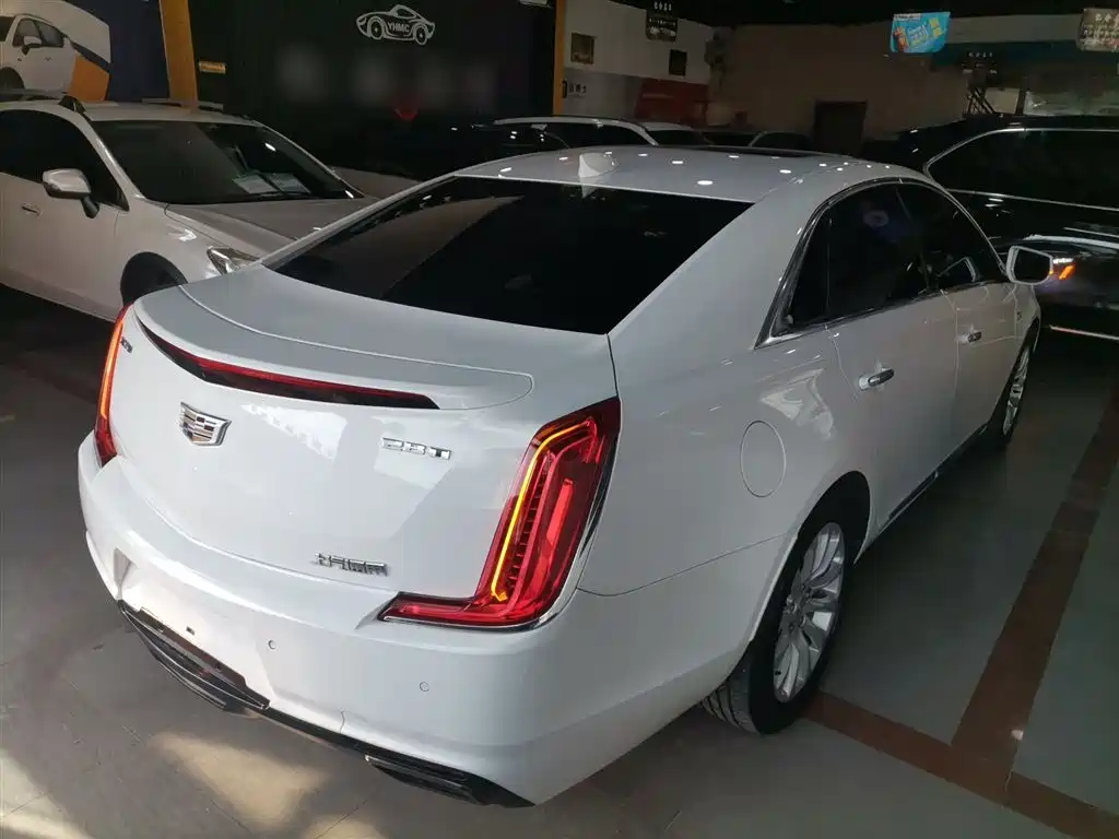 Cadillac XTS 28 T Elite