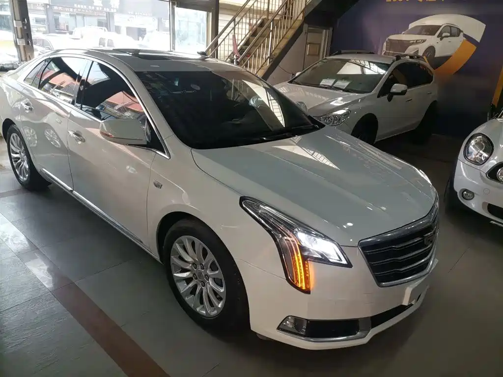 Cadillac XTS 28 T Elite