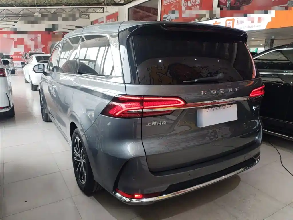 Roewe iMAX8 400 TGI Supreme Series Honored