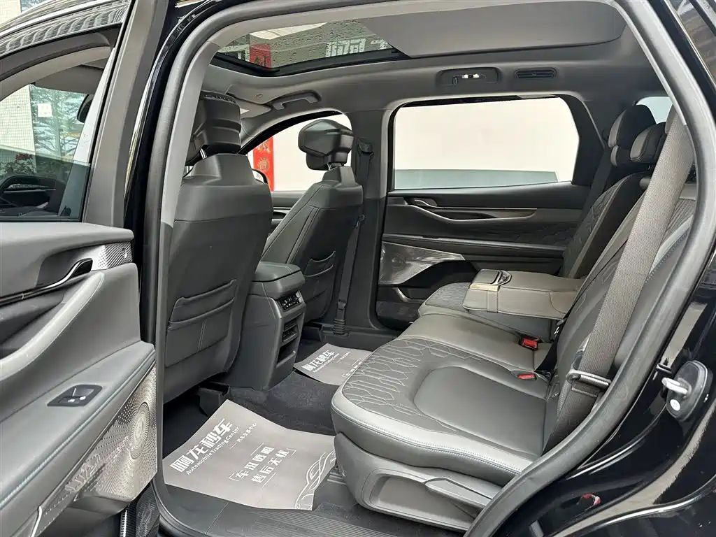 Edge Edge L 2.0 T EcoBoost 2 WD 7-seat Luxury
