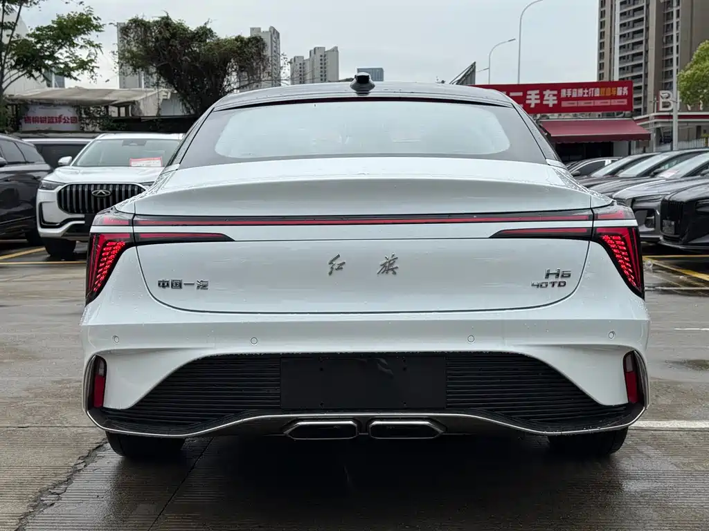 Hongqi H6 2.0 T Aspire Far