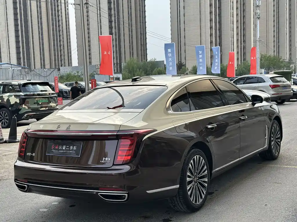 Hongqi H9 2.0 T Flagship Smooth Luxury Business