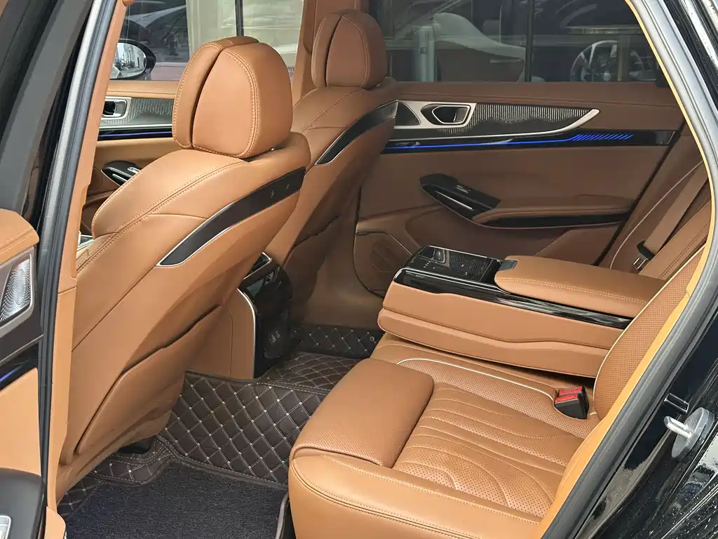 Hongqi H9 2.0 T Flagship Smooth Luxury Business