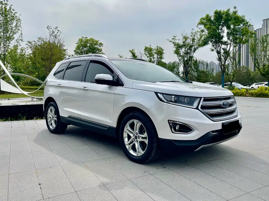 Edge EcoBoost 245 2 WD Grand Sharp 7-seat CN-V