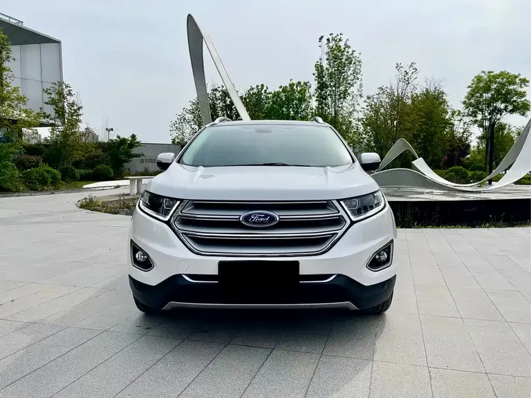 Ford Edge EcoBoost 245 2 WD Grand Sharp 7-seat CN-V