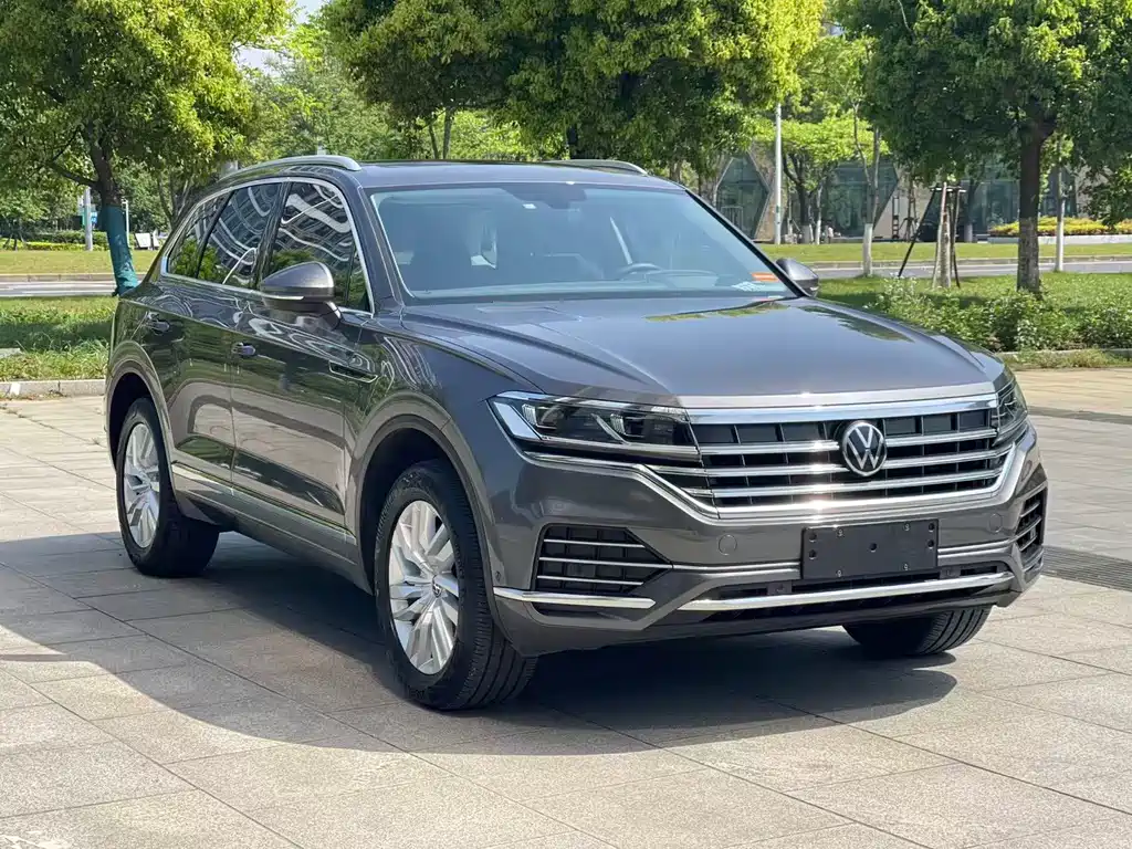 Touareg 2.0 TSI Sharp Style