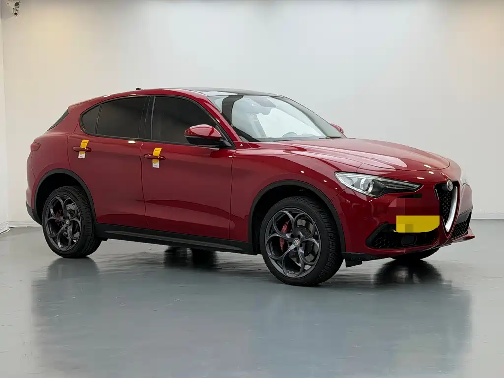 Stelvio 2.0 T 200 HP Elite