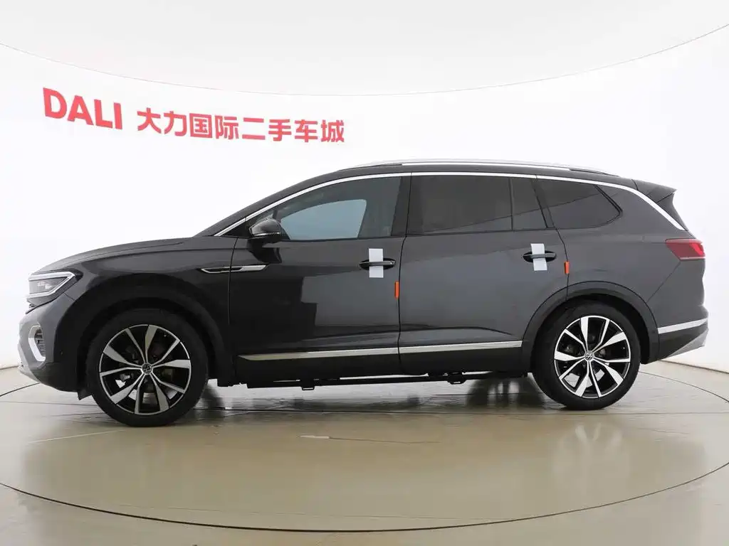 Talagon 530 TSI 4 WD Flagship Victory Realm Pro 6-seat