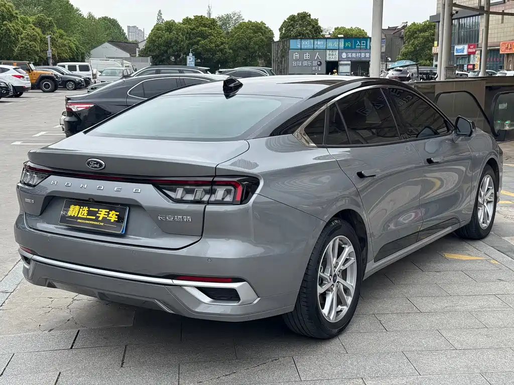 Mondeo EcoBoost 245 Fashion