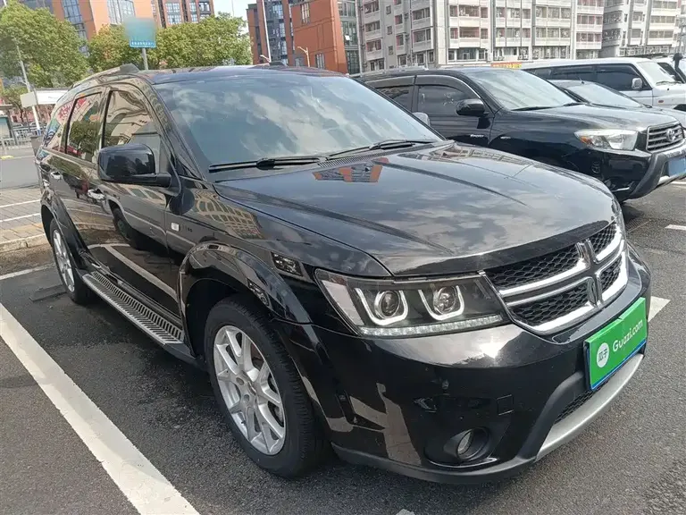 Dodge Journey 2.0 TD 4 WD Premium Style