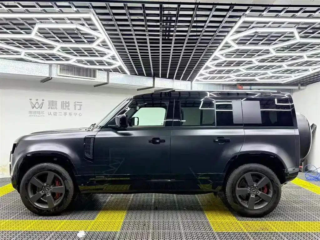 Land Rover Defender 110 3.0 T P400 X