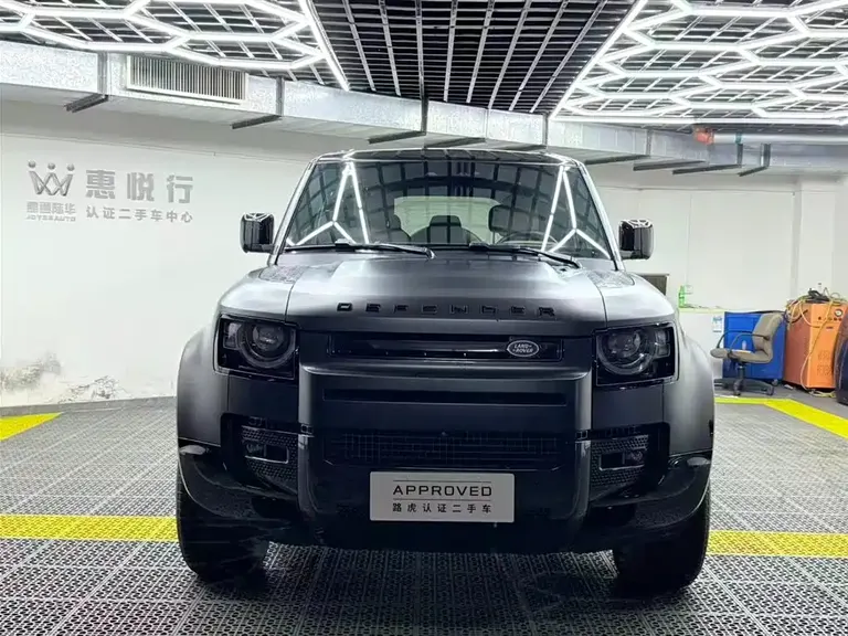 Land Rover Defender 110 3.0 T P400 X