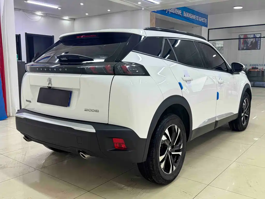 Peugeot 2008 2022 230 THP THE ONE
