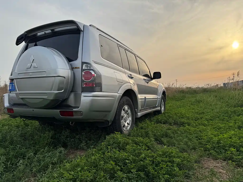 Pajero 帕杰罗 2008款 V73 3.0 L AT GLX