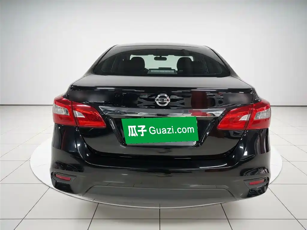 Sylphy Classic 1.6 XE CVT Comfort