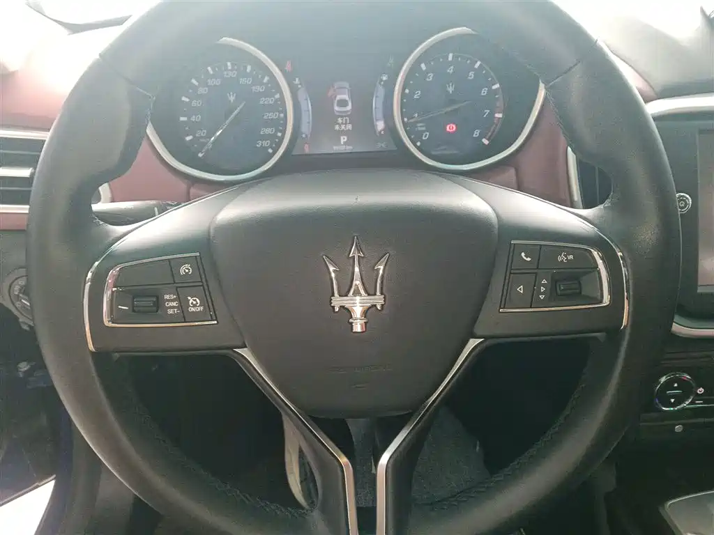 Ghibli 3.0 T Standard