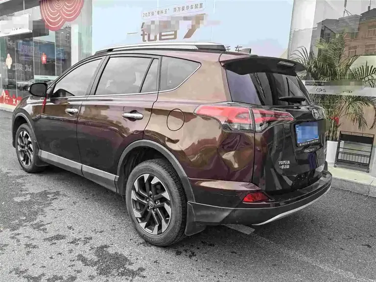 Toyota RAV4 2.5 L Auto 4 WD Elite