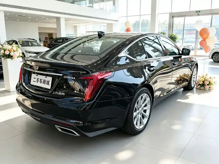 Cadillac CT5 28 T Fashion