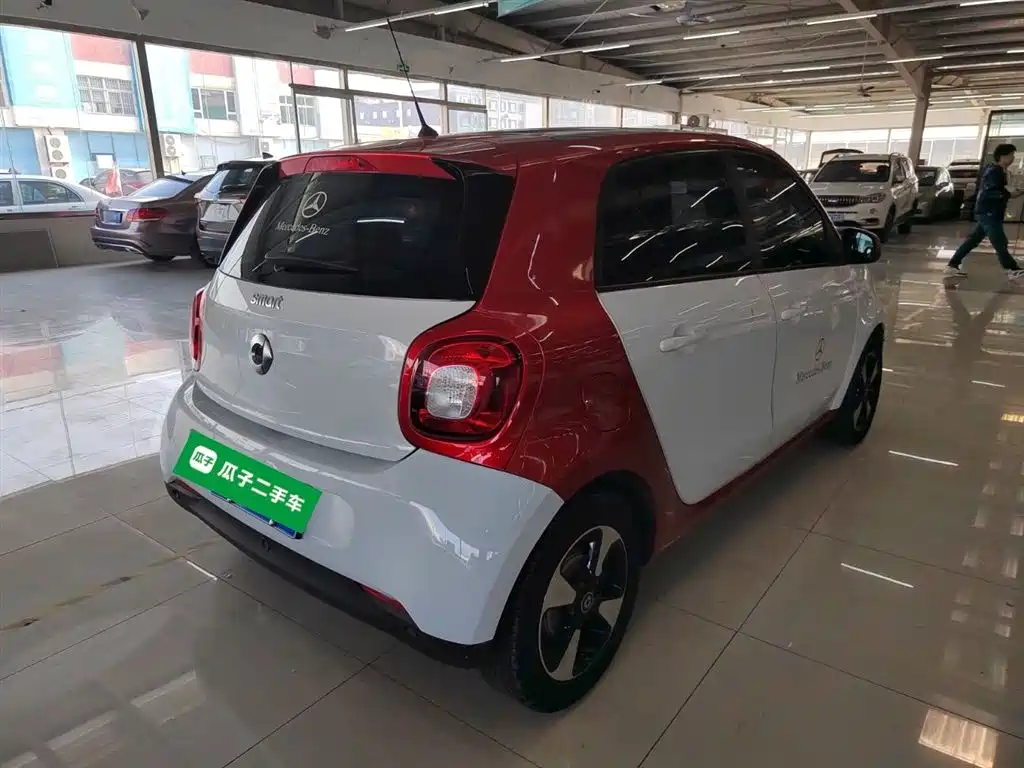 smart forfour 1.0 L 52 kW Passion