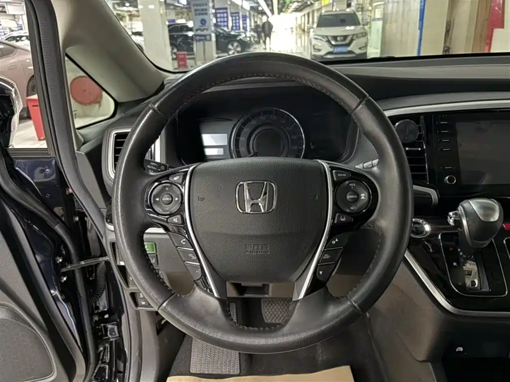 Odyssey 2.0 L Sharp· Premium
