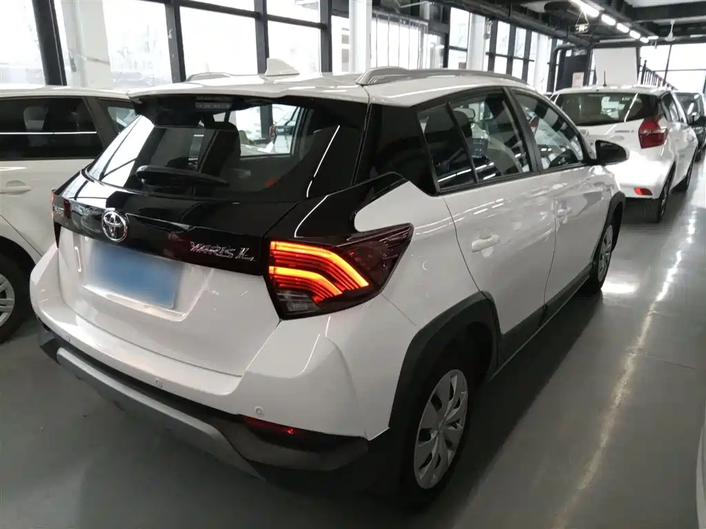 YARiS L Zhixuan Zhixuan X 1.5 L CVT Leading PLUS