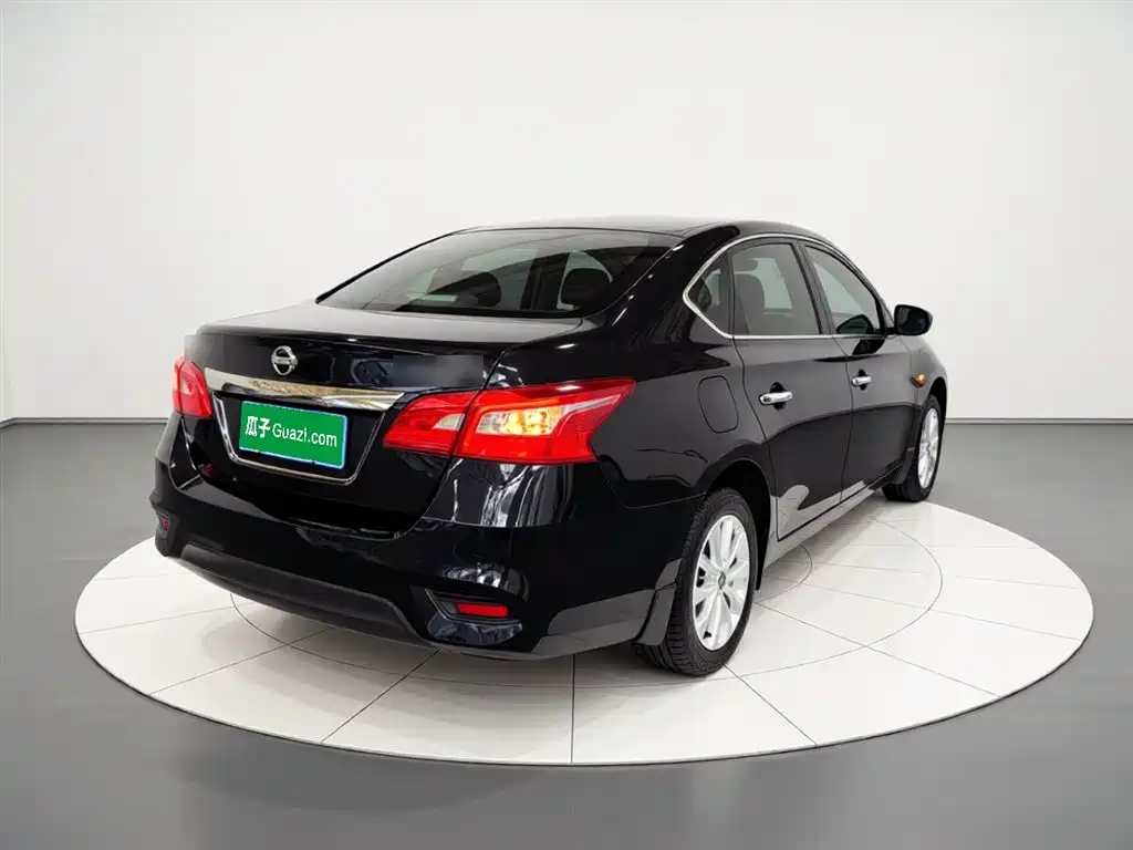 Sylphy Classic 1.6 XE CVT Comfort