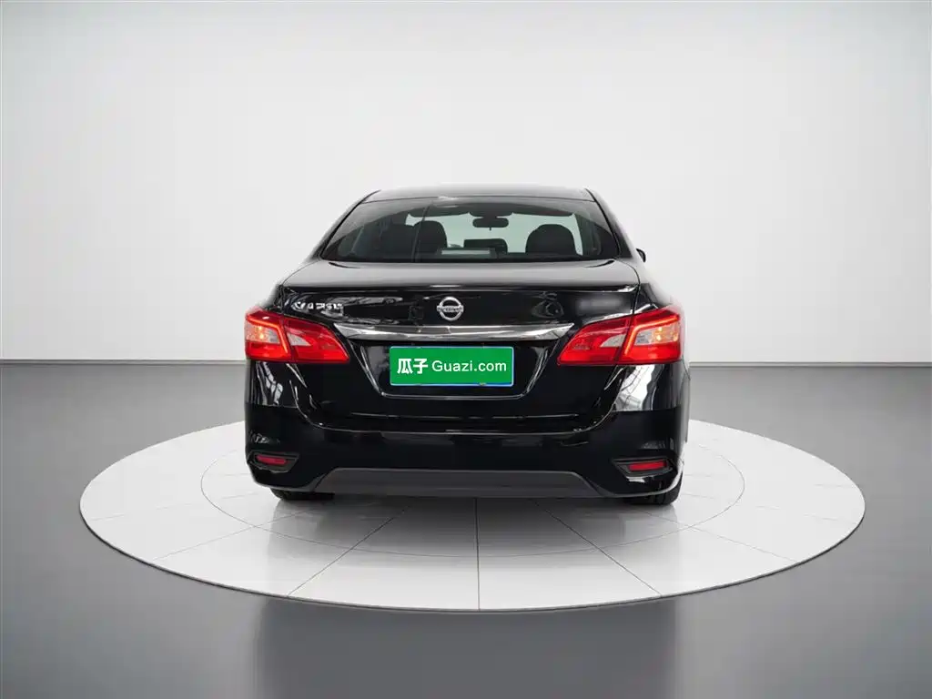 Sylphy Classic 1.6 XE CVT Comfort