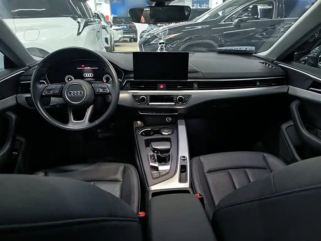Audi A5 (Import) Sportback 40 TFSI Fashion Dynamic