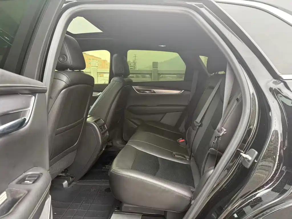 Cadillac XT5 28 T Tech