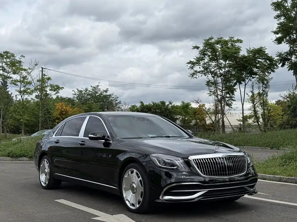 Maybach S-Class S 400 4 MATIC