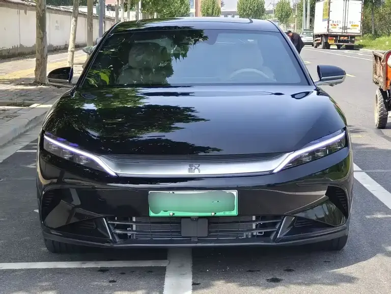 BYD Han DM-i 125 KM Distinguished