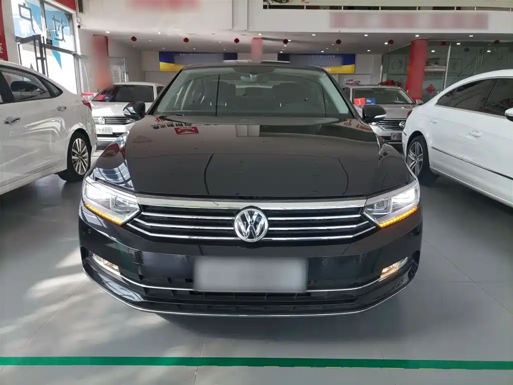 Magotan 330 TSI DSG Luxury CN-VI