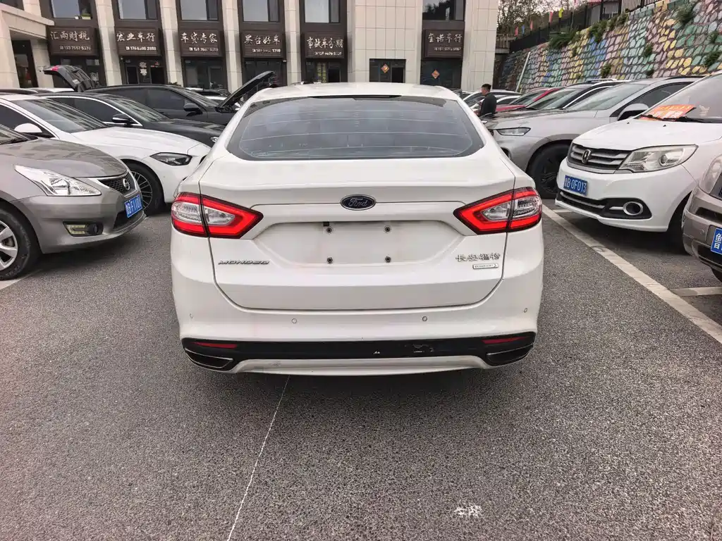 Mondeo 2.0 L GTDi200 Fashion