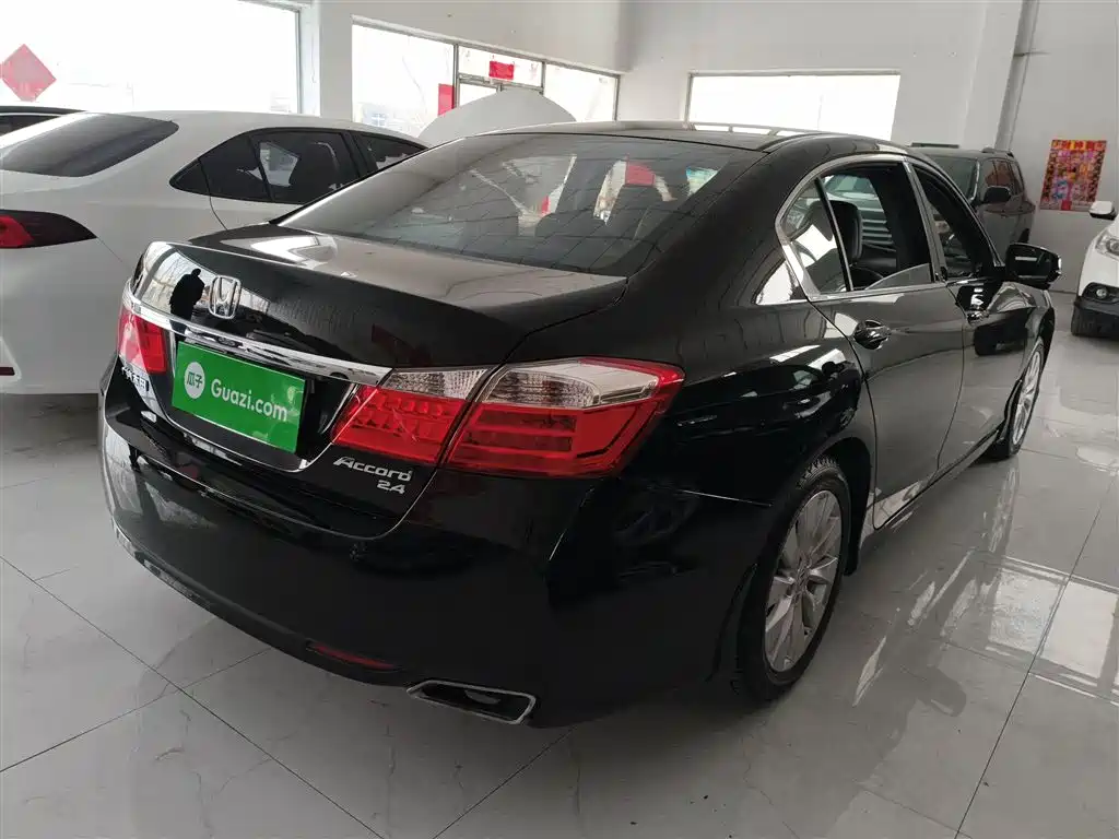 Accord 2.4 L EX Luxury