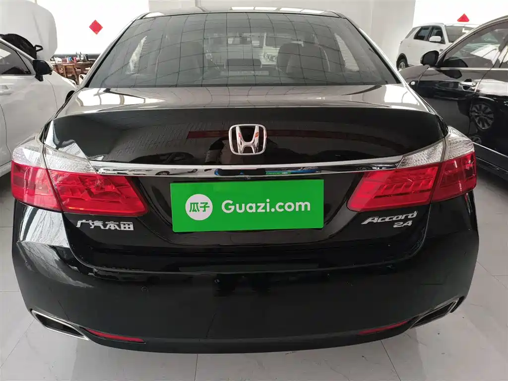 Accord 2.4 L EX Luxury