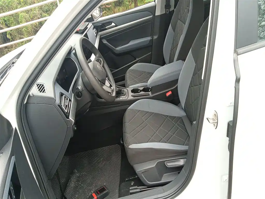 Lavida 1.5 L Auto Comfort