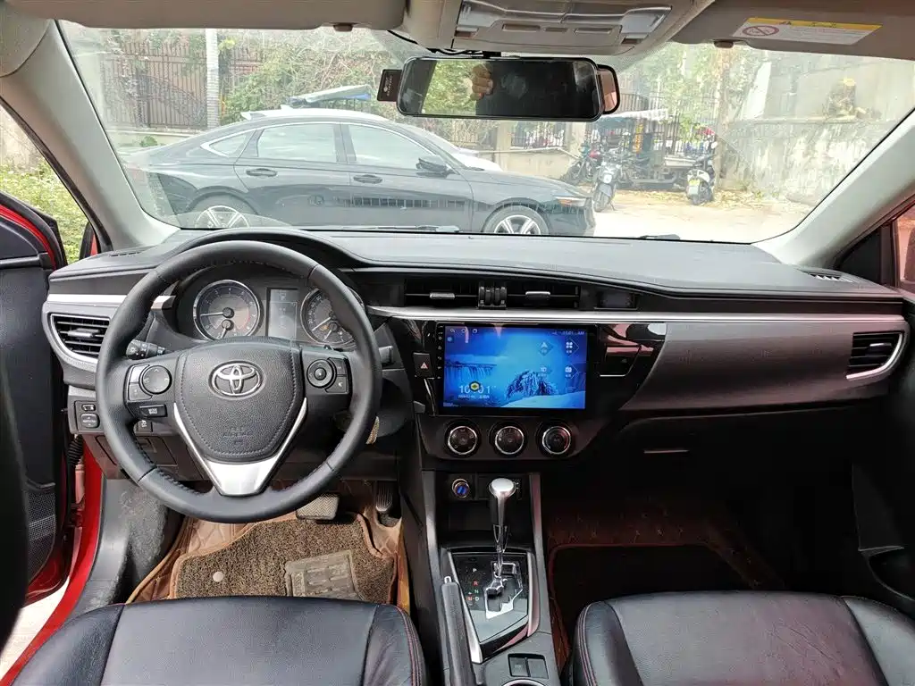 Levin 雷凌 2014款 1.8 GS CVT精英版