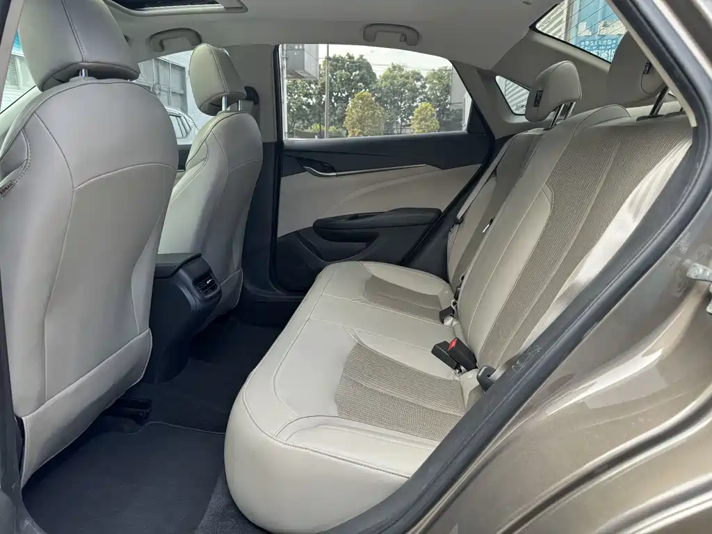 Excelle GT 英朗 2016款 18 T 双离合精英型