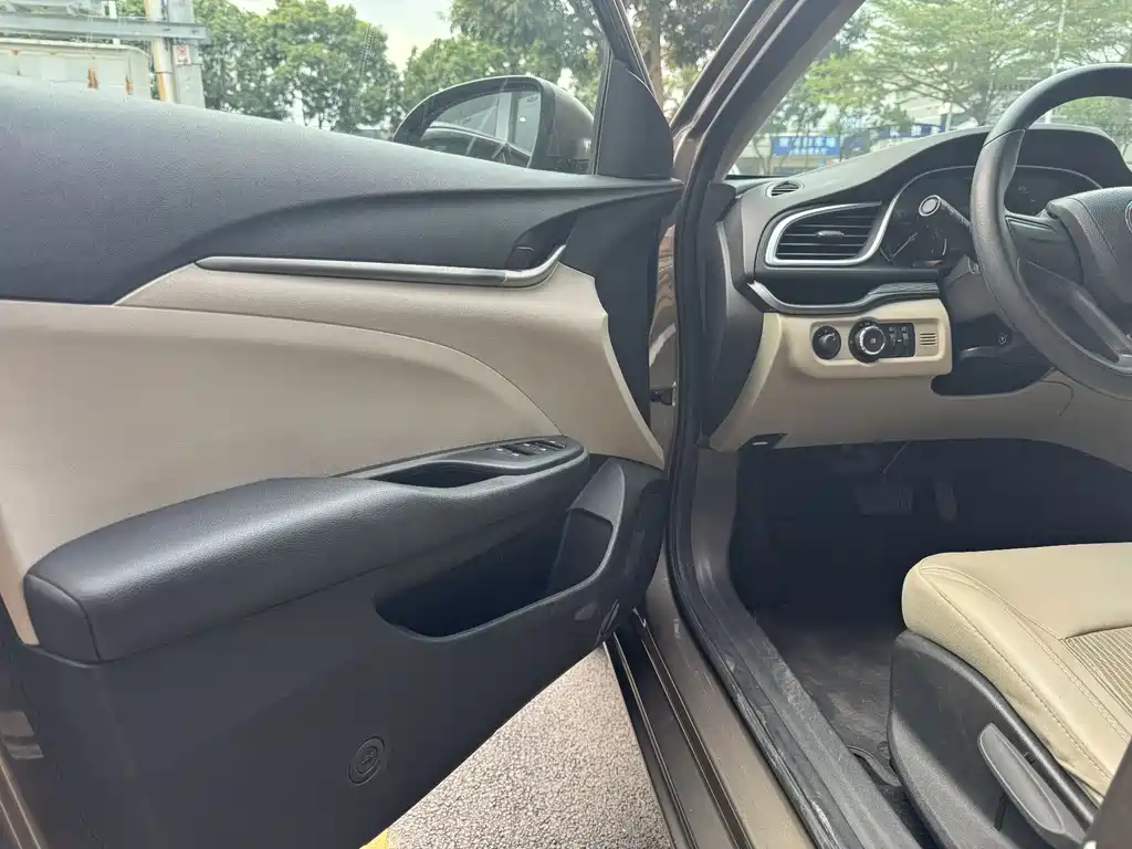 Excelle GT 英朗 2016款 18 T 双离合精英型