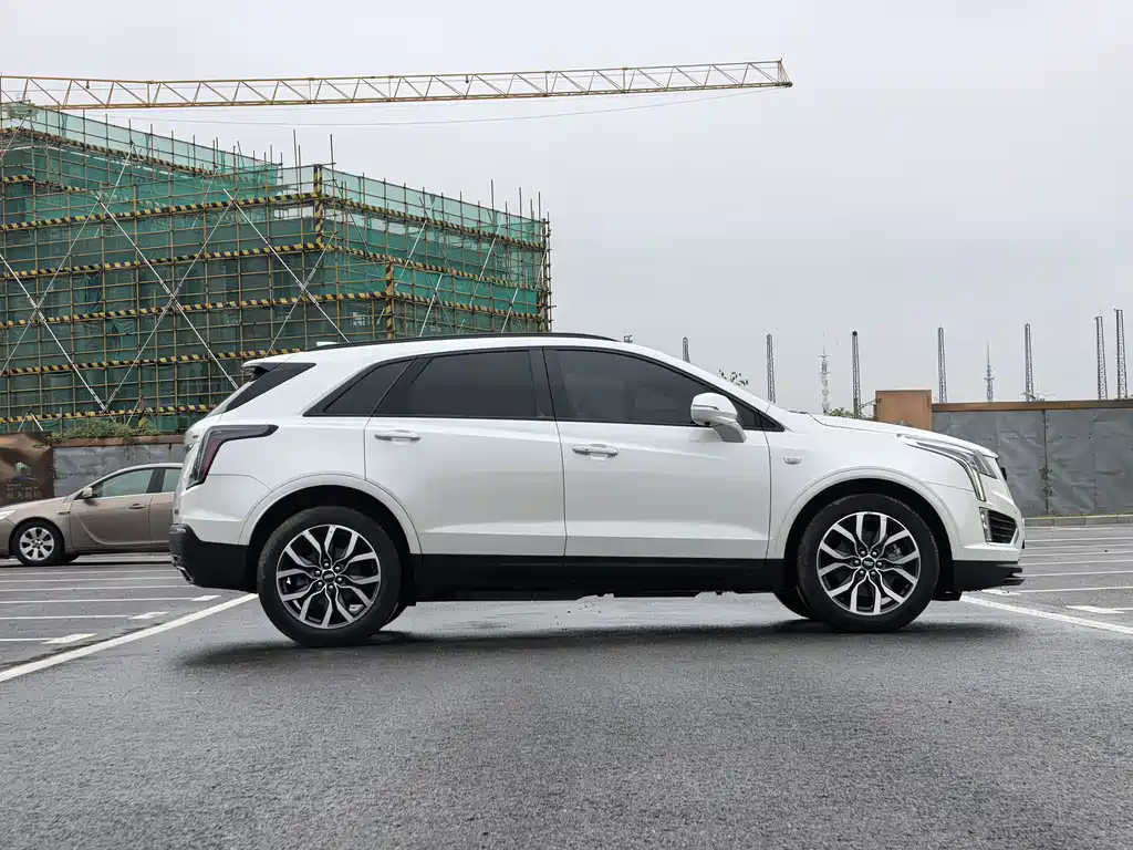 Cadillac XT5 2.0 T 4 WD Luxury