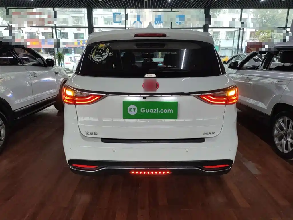 Song MAX 1.5 T Auto Connected Wise Comfort Sunroof 7-seat CN-VI