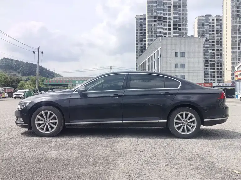 Volkswagen Magotan 280 TSI DSG Leading CN-VI