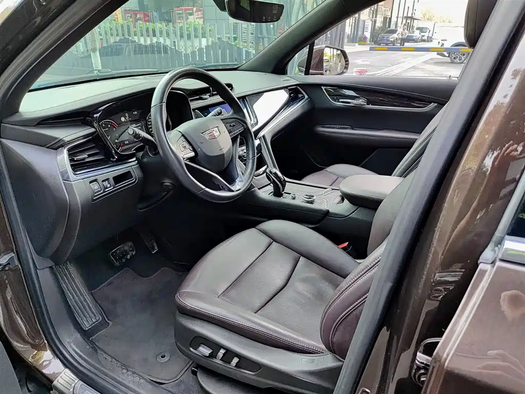 Cadillac XT6 28 T 6-seat 4 WD Luxury