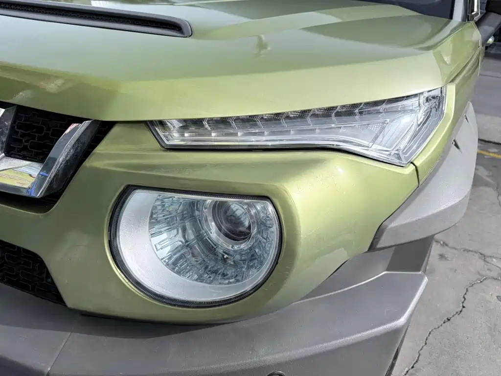 Beijing Offroad BJ20 1.5 T CVT Luxury