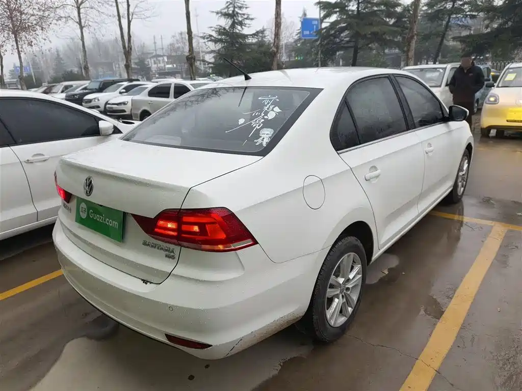 Santana 1.6 L Auto Comfort