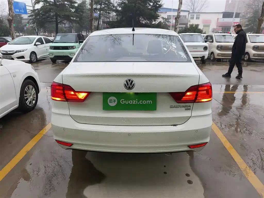 Santana 1.6 L Auto Comfort