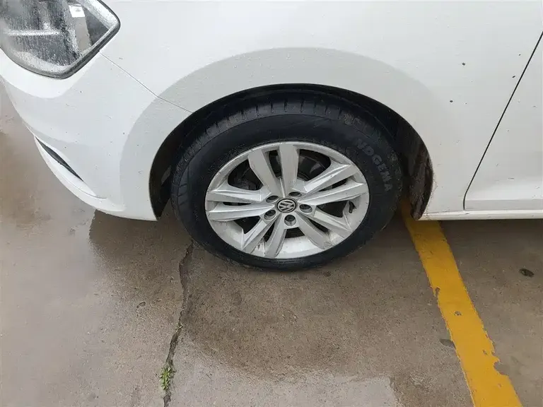 Volkswagen Santana 1.6 L Auto Comfort