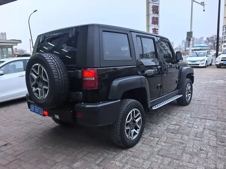 BAIC BJ40 40 L 2.3 T Auto 4 WD Premium