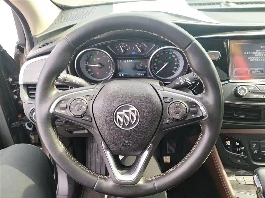 Envision Plus 28 T 4 WD Luxury