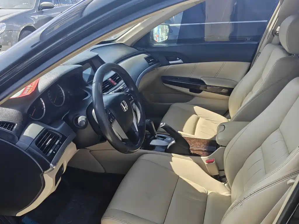 Accord 2.4 L LX
